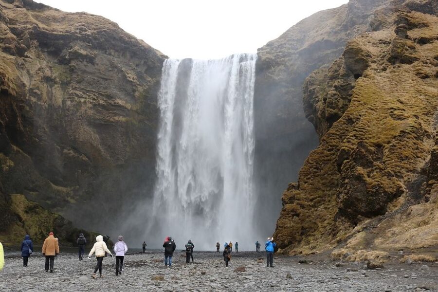 From Reykjavik: 4-Day Blue Ice Cave and Northern Lights Tour - Golden Circle morning: Geysir, Gullfoss, Thingvellir, and Hraðastaðir farm time