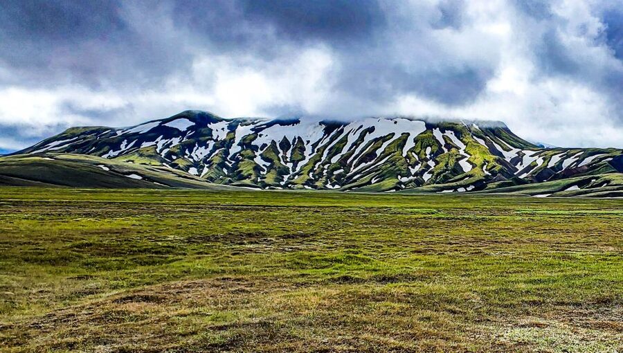 From Reykjavik: Day Tour to Landmannalaugar in a 4X4 - Sigöldugjúfur (Walley of Tears) and Hjálparfoss: dramatic stops on the way back