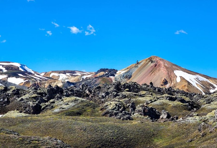 From Reykjavik: Day Tour to Landmannalaugar in a 4X4 - Frostastadavatn photo stop: the quick view you’ll want a camera ready for