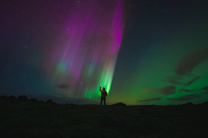 From Reykjavík: Evening Lava Tunnel Tour and Northern Lights Tour - Stop 2: What the Lava Tunnel Walk Feels Like (and What to Wear)