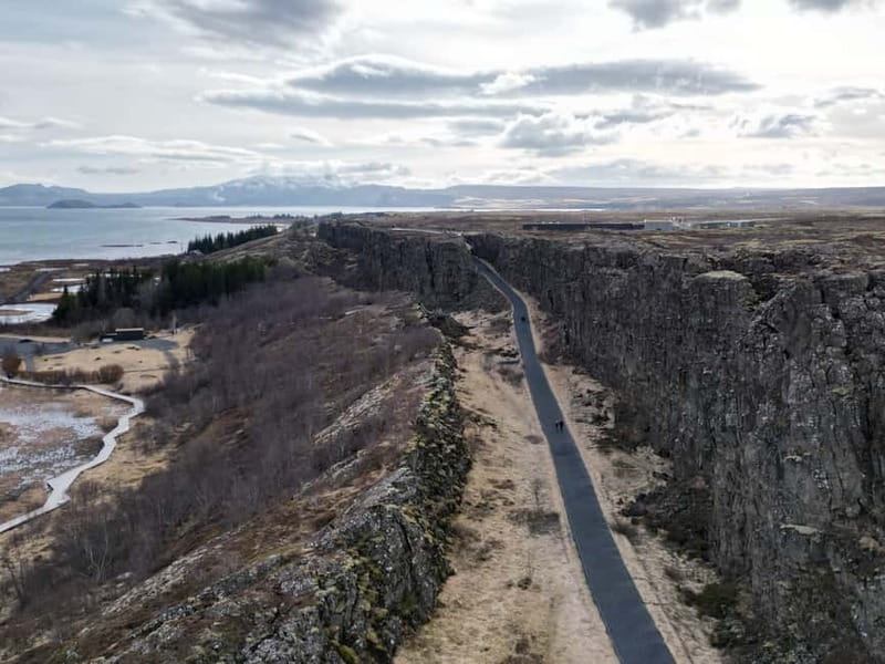 From Reykjavik: Fire And Ice Helicopter Tour with 2 Landings - Price and logistics: when $931 makes sense