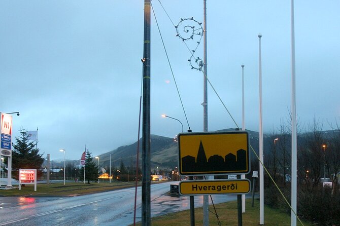 From Reykjavik: Full Day Private Golden Circle Tour in Iceland - Hveragerði bakeries, a practical breather in the middle of the day