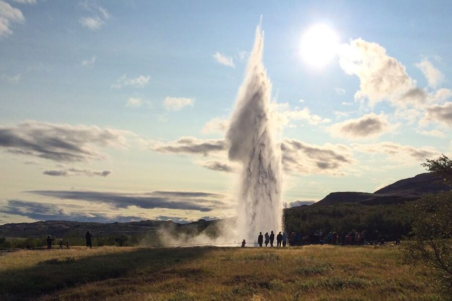 From Reykjavik: Golden Circle and Northern Lights Combo - Day timing and the Reykjavik break that shapes your comfort