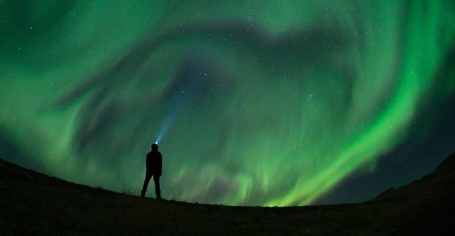 From Reykjavik: Golden Circle and Northern Lights Tour - Geysir Geothermal Area: watching steam do its thing