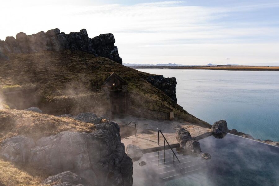 From Reykjavik: Golden Circle, Friðheimar, & Sky Lagoon Tour - Sky Lagoon: 7-step ritual, towel included, and time to choose