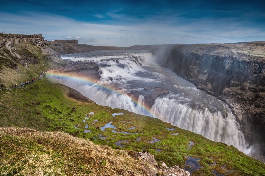 From Reykjavik: Golden Circle & Kerið Full-Day Tour - Kerið crater lake: milky blue water and red slopes