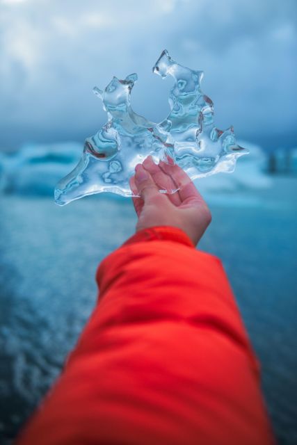 From Reykjavik: Jökulsárlón Glacier Lagoon and Diamond Beach - Northern lights possibility: when the day’s schedule lines up with the sky