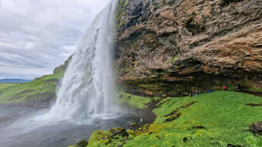 From Reykjavík: Katla Ice Cave and South Coast Tour - Katla Ice Cave by super-jeep: why the day feels special