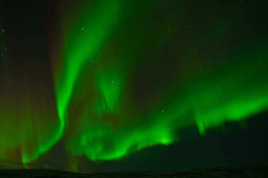 From Reykjavik: Northern Lights Guided Tour with Photos - The aurora photos: included, guided, and actually useful