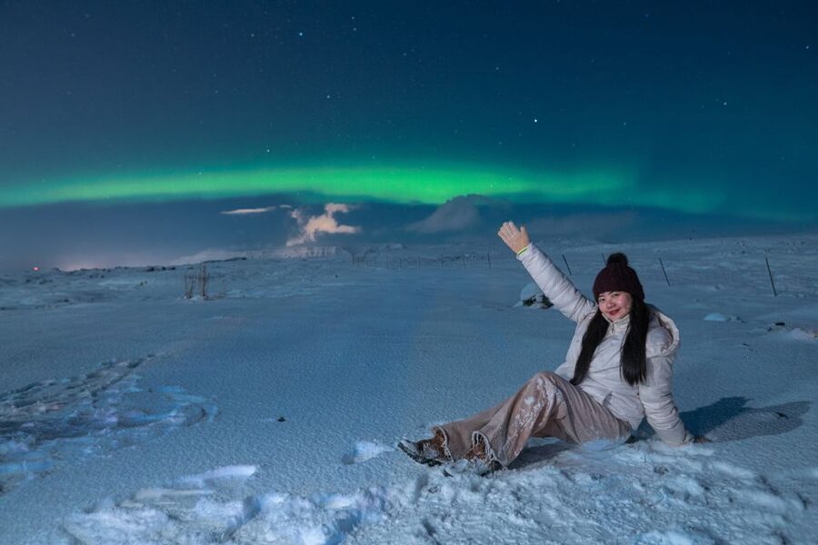 From Reykjavik: Northern Lights Guided Tour with Photos - Who should book this aurora tour, and who should skip