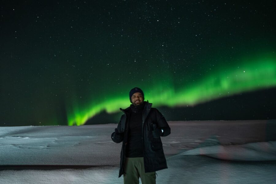 From Reykjavik: Northern Lights Guided Tour with Photos - Should you book this Northern Lights guided photo tour?