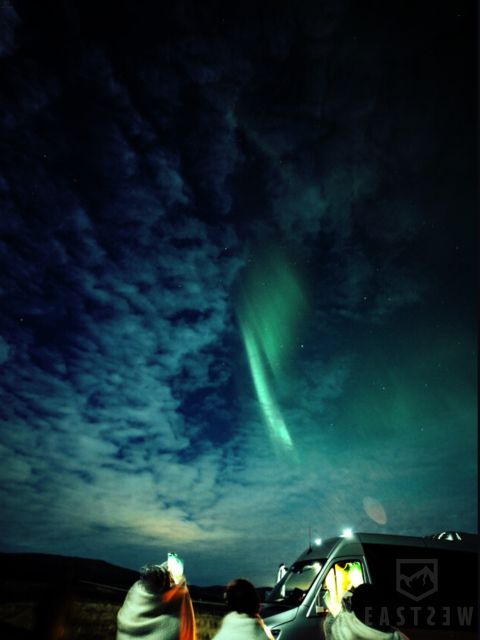 From Reykjavik: Northern Lights Tour with Hot Cocoa & Photos - The Photo Stop and Free Portraits That Save Your Battery