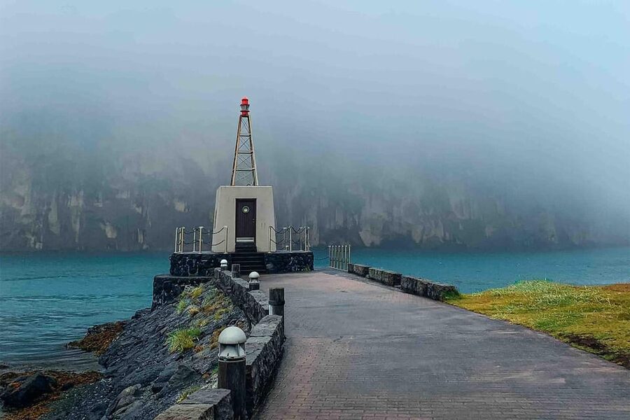 From Reykjavik: Puffin and Volcano Tour in Westman Islands - Timing, food, and what to bring for a 14-hour island day