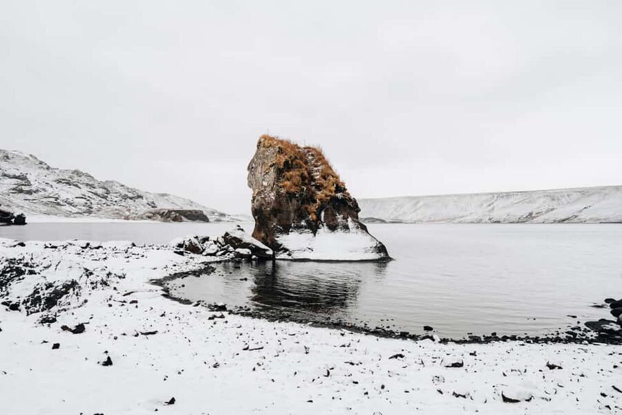 From Reykjavik: Volcanic Peninsula & Grindavik Minibus Tour - Pickup and getting started at 12:00 sharp
