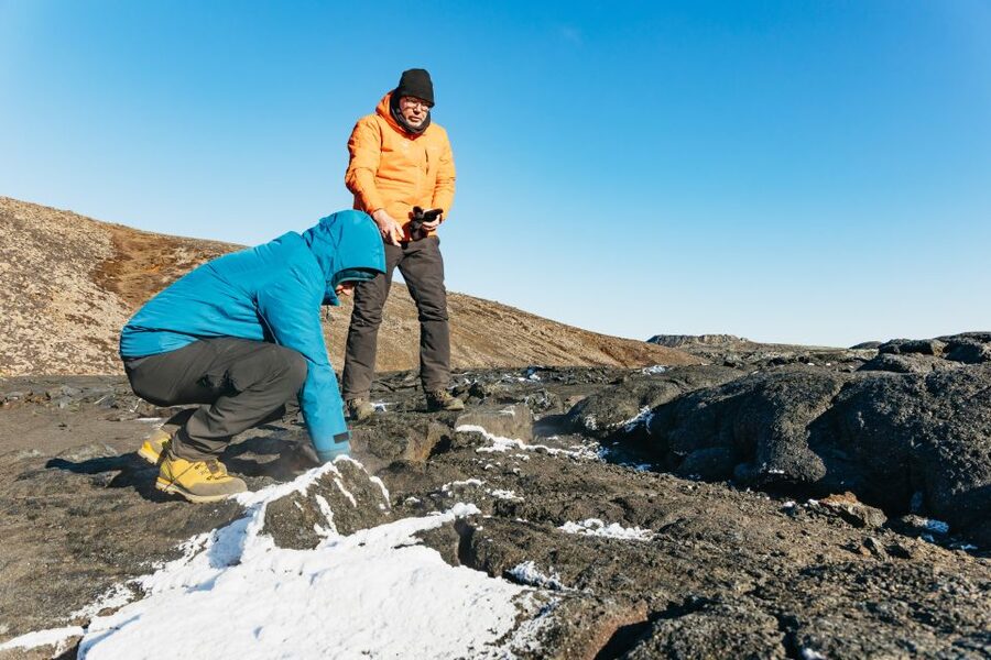 From Reykjavík: Volcanoes and Blue Lagoon Day Trip - Blue Lagoon after the hike, how to use your 2.5 hours well