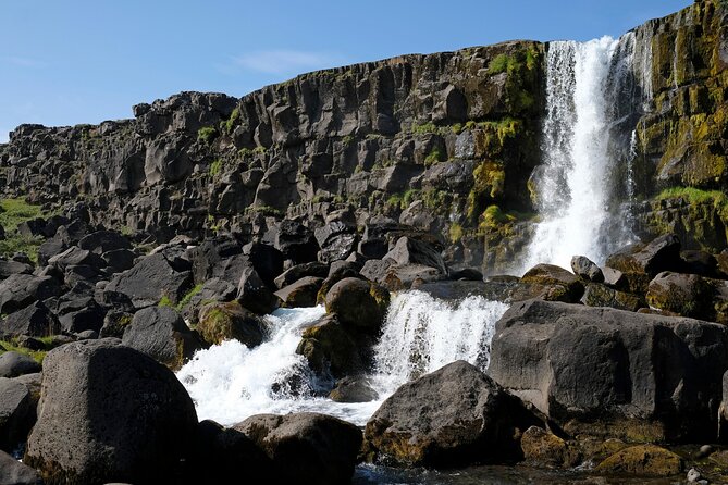 Full-Day Golden Circle Private Tour from Reykjavík - Geysir: watching boiling water erupt on a regular schedule