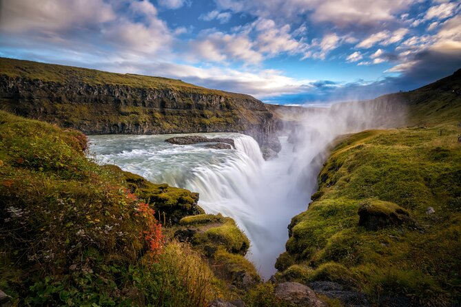 Full-Day Golden Circle Private Tour from Reykjavík - Friðheimar and the tomato-lunch decision