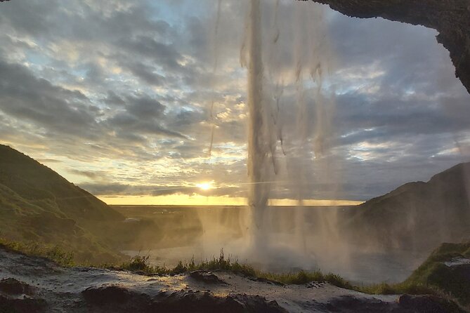 Full Day Private South Coast Tour of Iceland - Skógafoss: When a 60-Meter Drop Steals the Show