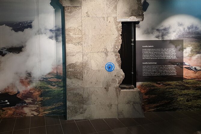 Geothermal Energy Exhibition Entry Ticket - Views into the plant: turbine halls and outdoor equipment