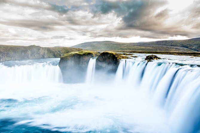 Godafoss Waterfall & Turf House Half-Day Tour from Akureyri Port - Stop 1 in Akureyri: using the drive to orient fast