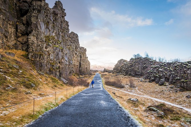 Golden Circle and Glacier Snowmobiling Day Trip from Reykjavik - Why this Golden Circle plus glacier combo works