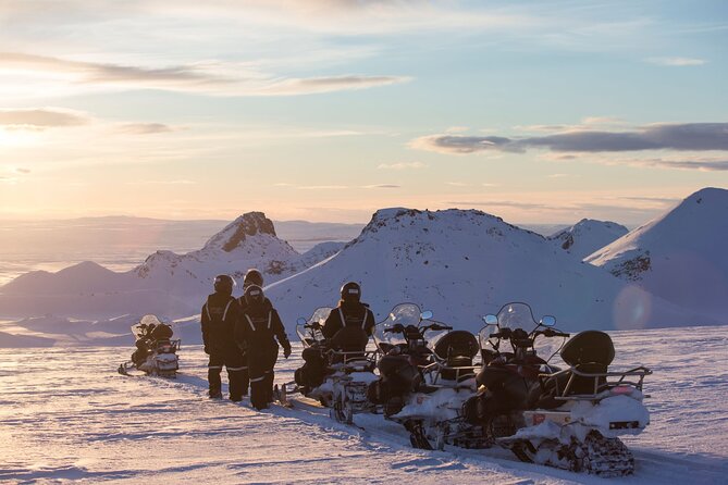Golden Circle and Glacier Snowmobiling Day Trip from Reykjavik - Price and value: what $300 buys you, and what it does not
