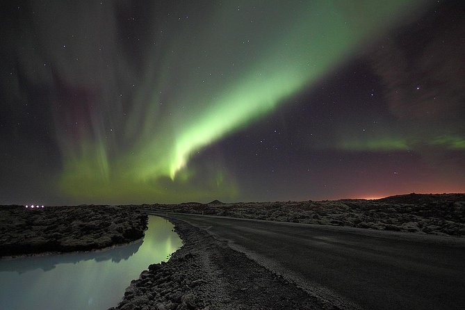 Golden Circle and Northern Lights Superjeep Tour from Reykjavik - Small Group Size: Why Six People Makes the Difference