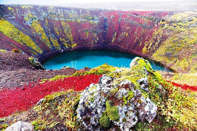 Golden Circle Cruise Arrival: Exclusive Small Group Tour - Small-group comfort, Wi-Fi on board, and guides who keep it friendly