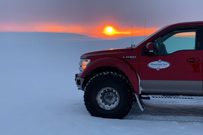 Golden Circle Glacier Super Jeep Tour / guided private tour - Private logistics from Reykjavik: pickup and what the 8 to 9 hours really means