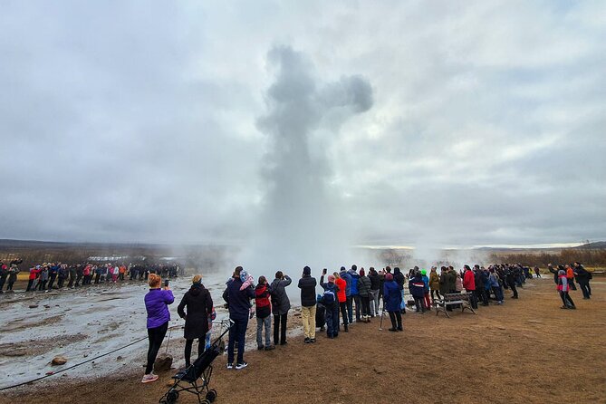Golden Circle, Kerid Crater & Geothermal Lagoon -Small Group Tour - Thingvellir National Park, Where You Walk Through Plate Boundaries