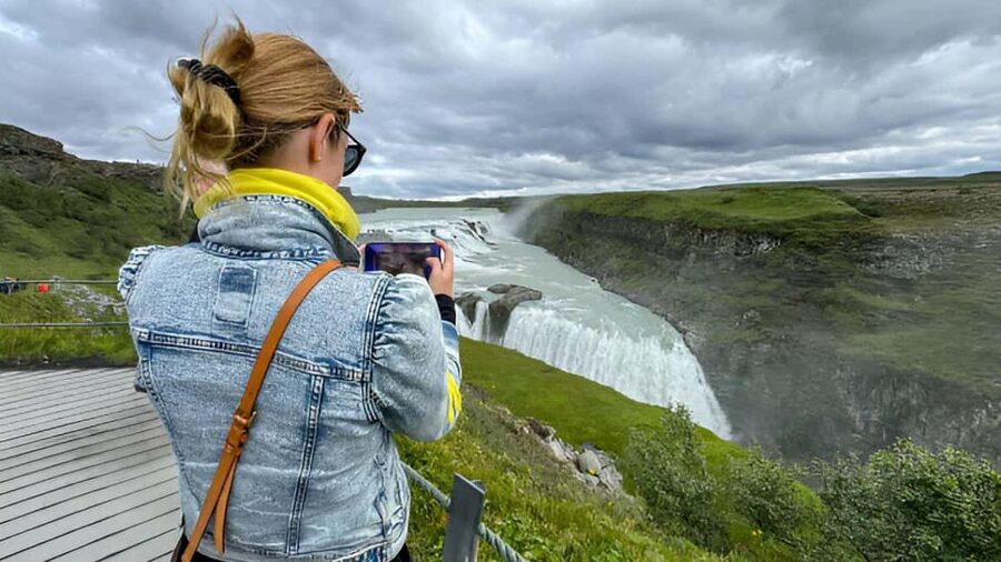 Golden Circle & Kerid Crater Small Group Tour from Reykjavik - Þingvellir National Park, where walking has meaning