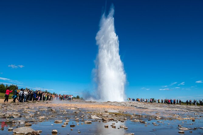 Golden Circle & Northern Lights Tour from Reykjavik - Weather, cancellations, and how to protect your expectations