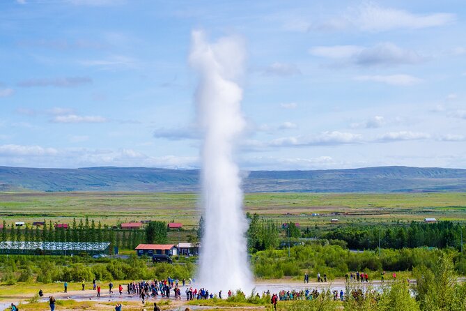 Golden Circle Private Tour with Kerid & Faxi Waterfall: Reykjavik - Öxarárfoss: the quick waterfall stop that keeps momentum