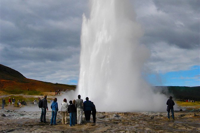 Golden Circle & Secret Lagoon & Friðheimar (lunch included) - PRIVATE TOUR - Geysir and Strokkur: the eruptions you can plan around