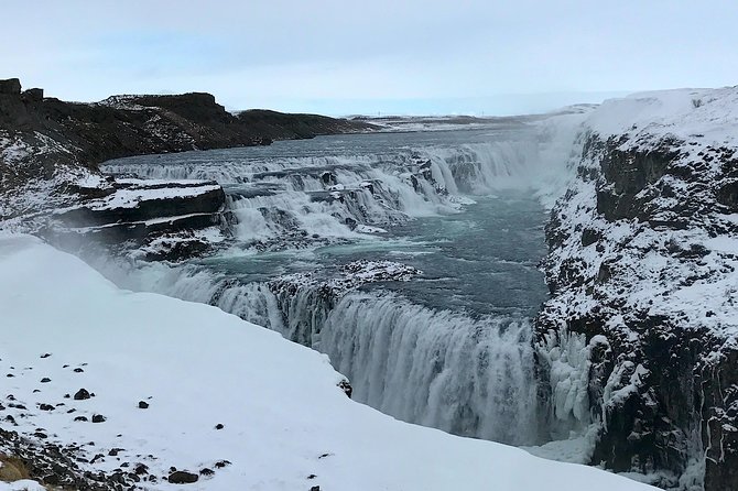 Golden Circle & Secret Lagoon & Friðheimar (lunch included) - PRIVATE TOUR - Gullfoss: go from wide views to close-up power