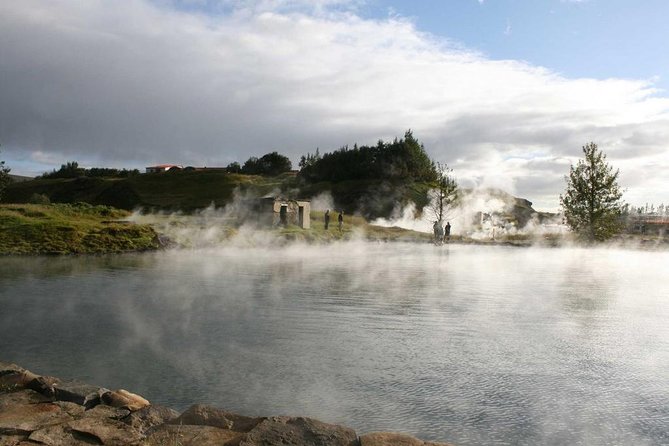 Golden Circle & Secret Lagoon Small-Group Day Tour from Reykjavik - Geysir geothermal area and the Strokkur eruption rhythm
