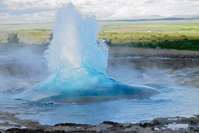 Golden Circle Super Jeep Adventure with Snowmobiling on Glacier - Stop 2: The Geysir area, including Strokkur