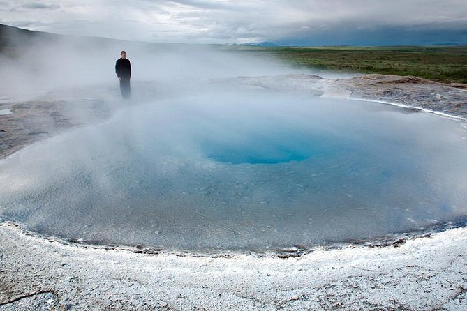 Golden Circle Tour and Evening Northern Lights Cruise from Reykjavik - Þingvellir National Park, Alþingi and the Mid-Atlantic ridge above ground