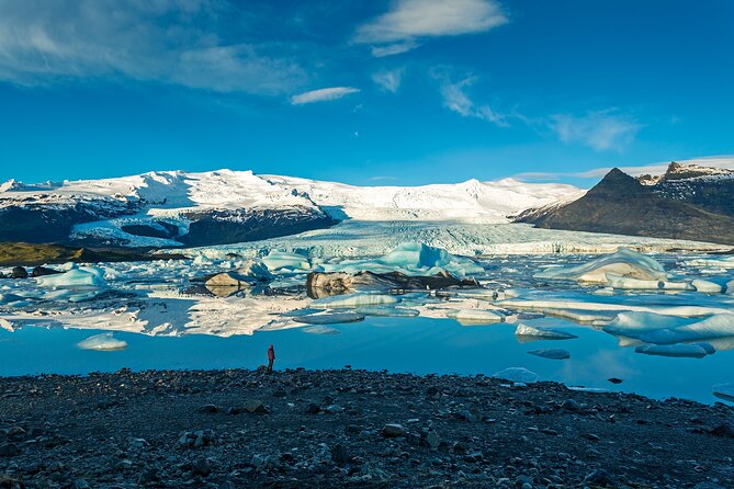 Guided Glacier Lagoon and Diamond Beach Day Trip from Reykjavik - The Long Morning Drive: Eyjafjallajökull, Hvolsvöllur Stretch Breaks, and Skógafoss