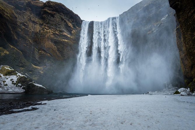 Guided Glacier Lagoon and Diamond Beach Day Trip from Reykjavik - The Main Event at Jökulsárlón: Icebergs, Glacier Views, and Seal Spotting