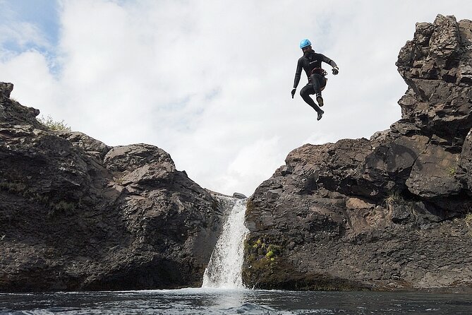 Half-day Canyoning under Vatnajökull - Canyoning Near Höfn and Vatnajökull: The Setting and What Makes It Different