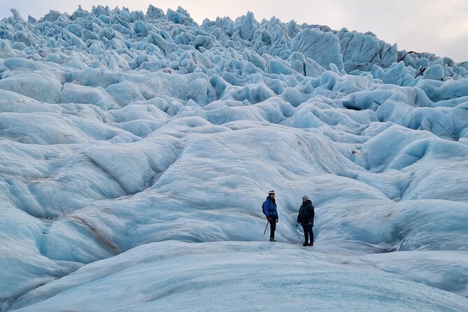 Half-Day Vatnajokull Glacier Small Group Tour from Skaftafell - The guide makes the difference, from Javier to Kate to Javi