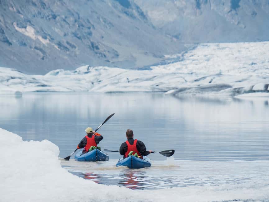 Heinabergslón Glacier Lagoon Kayak and Hike - Heinabergslón Glacier Lagoon, where the ice feels huge
