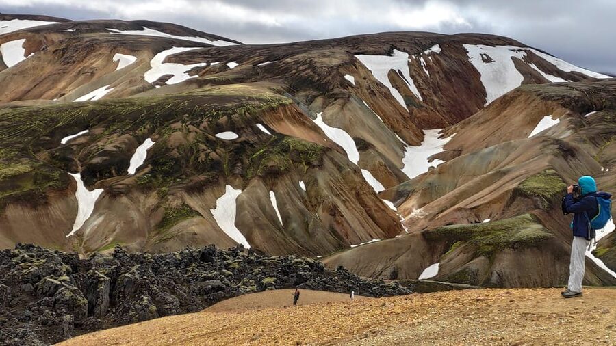 Highlands Hiking: Small Group Landmannalaugar & Hot Springs - Guides and languages: English and Spanish, plus calm driving