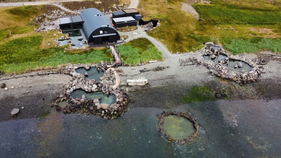 Hvammsvik Hot Springs: Admission Package - The drive from Reykjavik is part of the experience