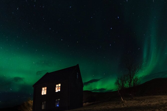 Hvammsvík Hot Springs Admission Ticket - Price and value: is $86.89 for two hours worth it?
