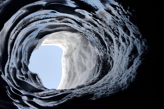 Ice Cave at Katla Volcano - Timing and comfort: a 3-hour tour that can feel long or short