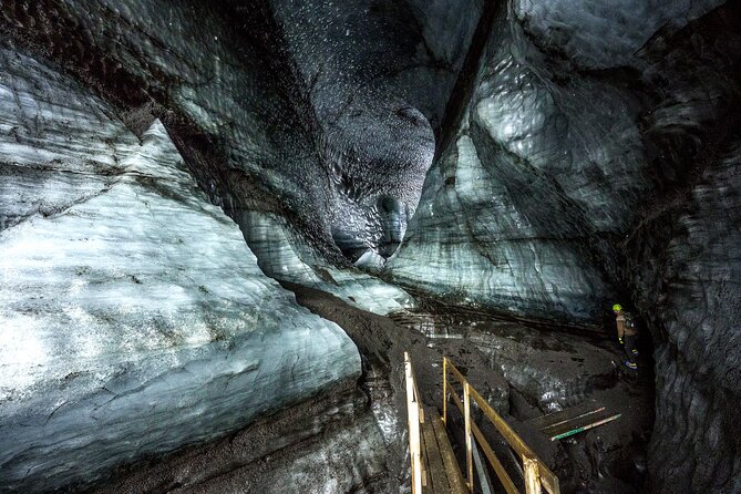 Ice Cave Katla Private Super Jeep Tour from Vík - Super jeep from Vík: why the ride is part of the experience