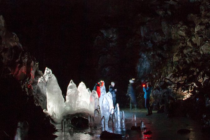 Ice Cave Lofthellir exploration - A permafrost Cave inside a magma tunnel. - What happens inside Lofthellir: tight spaces, ice chutes, and guided movement