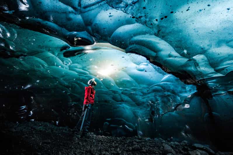 Iceland 3-Day Tour Golden Circle, Glacier Lagoon, & Ice Cave - Ice cave visit: the fun part is also the uncertainty